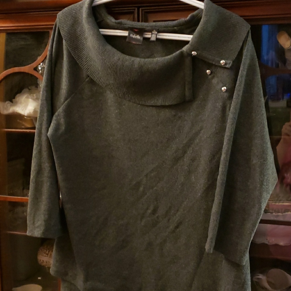Gray sweater